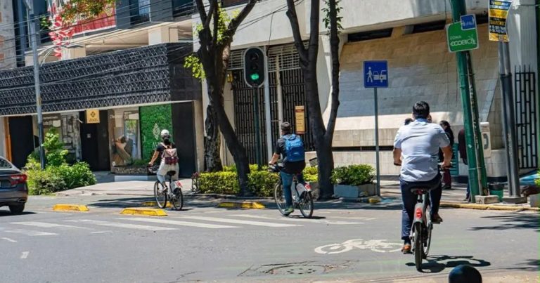 CDMX se propone rehabilitar y construir 248 km de ciclovías